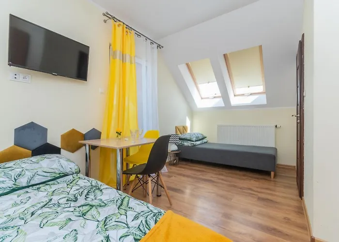 Bursztynek Goscinne منزل للإقامة